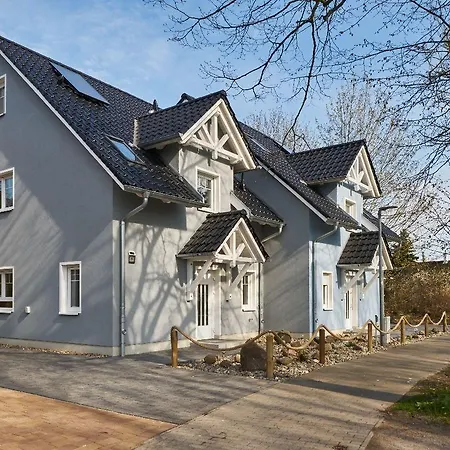 Freester Kapitaenshaeuser Freest