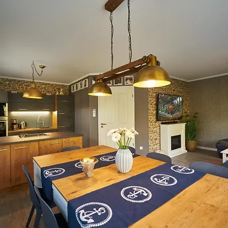 Freester Kapitaenshaeuser Freest