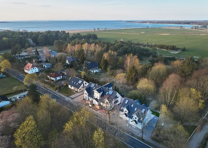 Freester Kapitänshäuser *